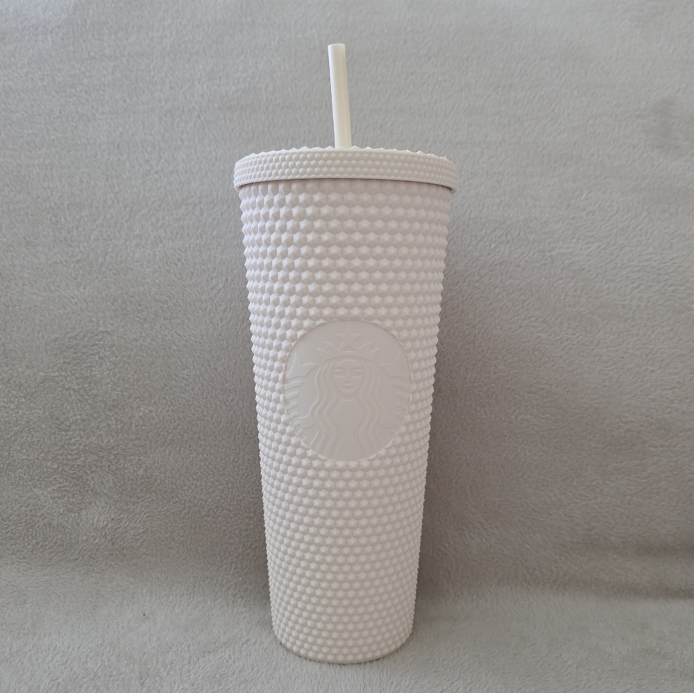 🤍NWT Starbucks Studded Cold Cup Venti Tumbler 24 oz, Taiwan Matte White 2020